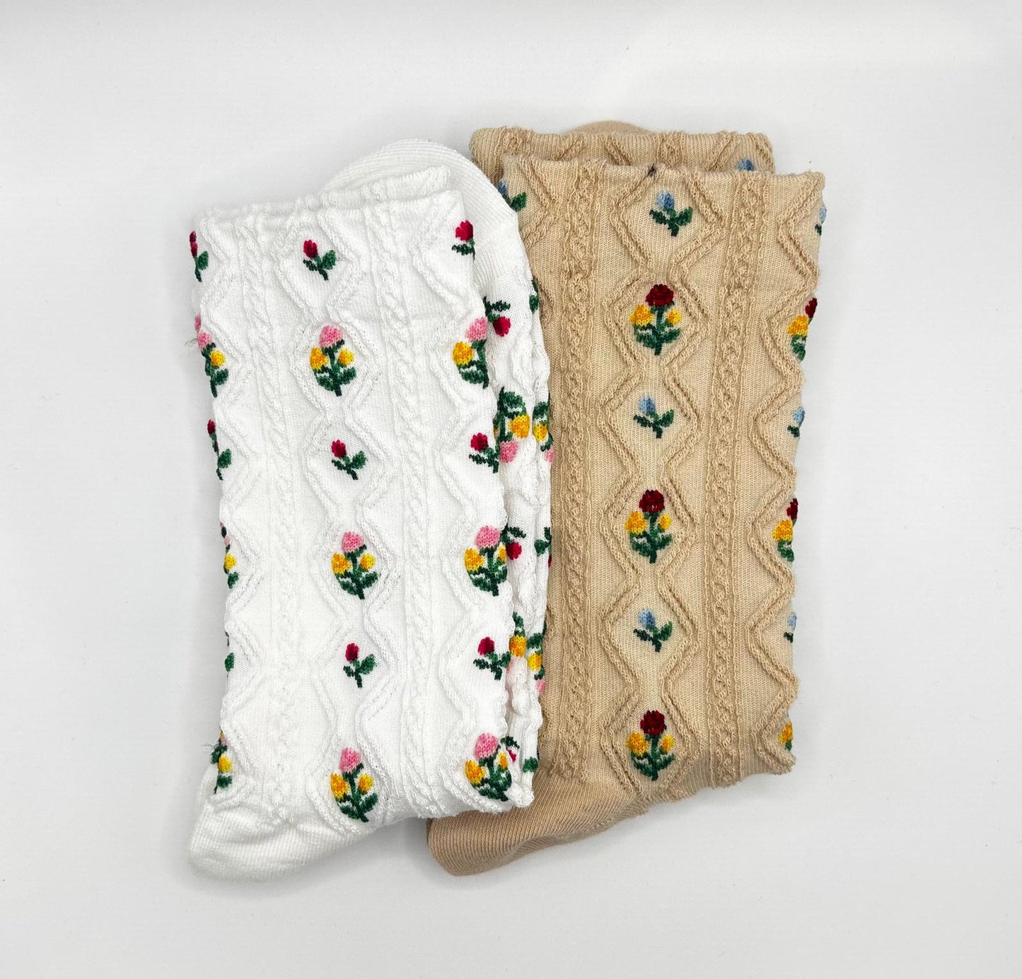 Rosy Vein Socks (White & Beige)