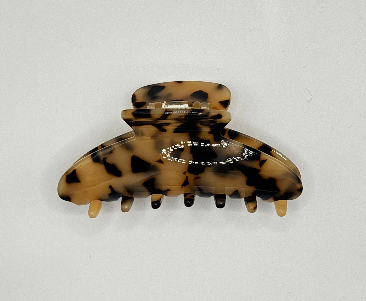 Amber Shell Hair Claw (Leopard Design)