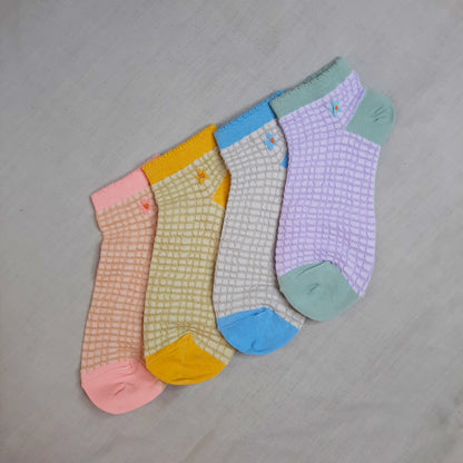 Daisy Waffle Ankle Socks (Pink, Yellow, Blue, Purple)