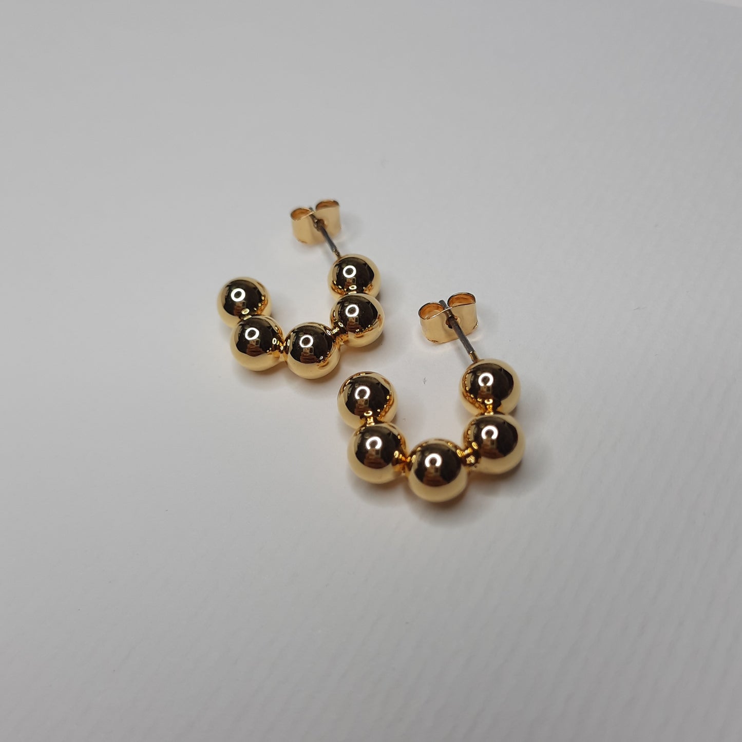 Bead C Hoop Earrings (Gold, Silver)