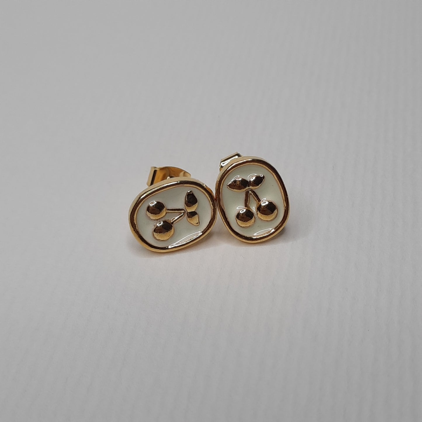 Cherry Portrait Enamel Studs (White)- AIGOO