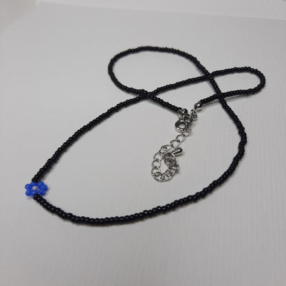 Beaded Mini Flower Necklace (Yellow/White, Green/White, Red/Black, Purple/Black)