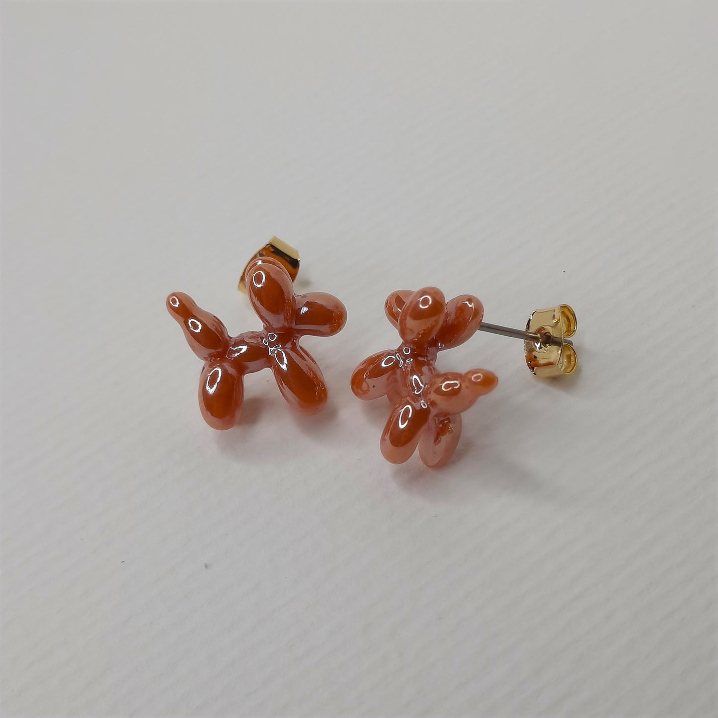 Pearlescent Balloon Dog Stud Earrings ( Pink )- AIGOO