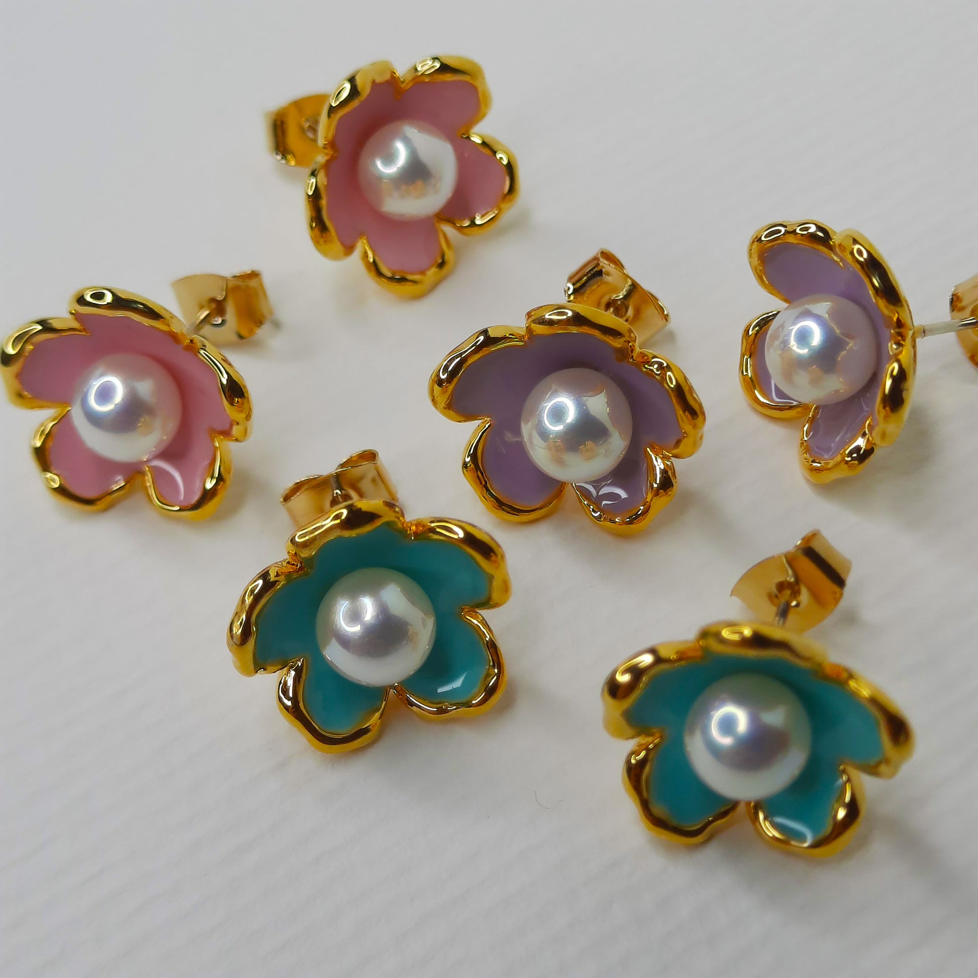 Colourful Pearl And Gold Flower Stud Earrings (Pink, Mint, Purple)- AIGOO