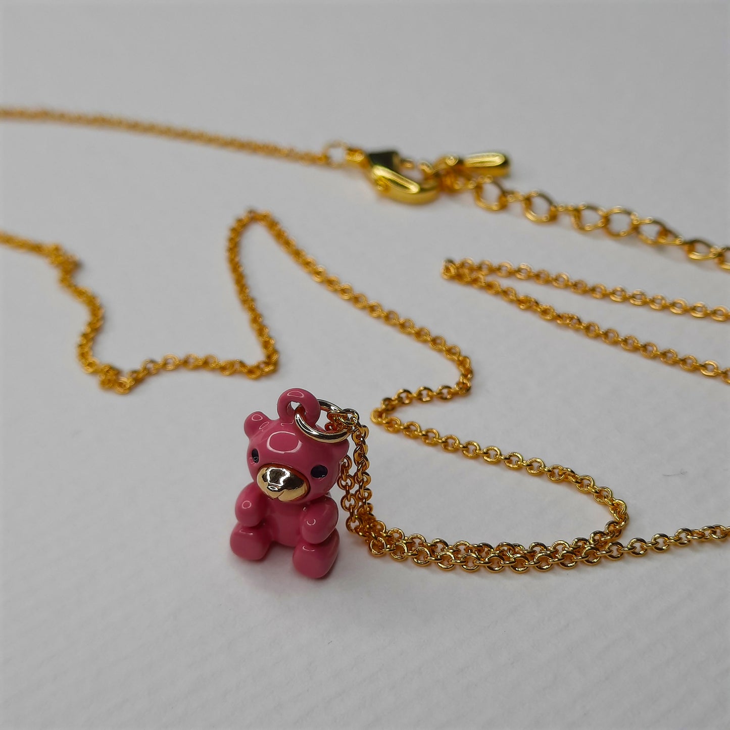 Gold Gleam Gummy Bear Necklace (White, Black, Orange, Pink, Purple, Blue)