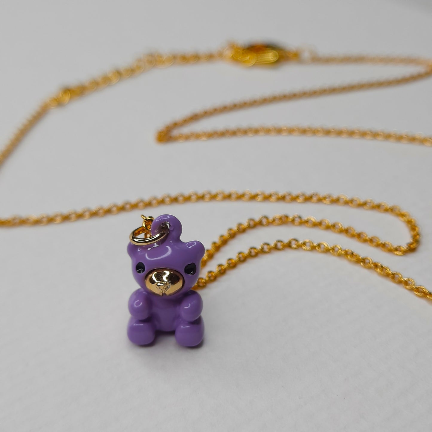 Gold Gleam Gummy Bear Necklace (White, Black, Orange, Pink, Purple, Blue)