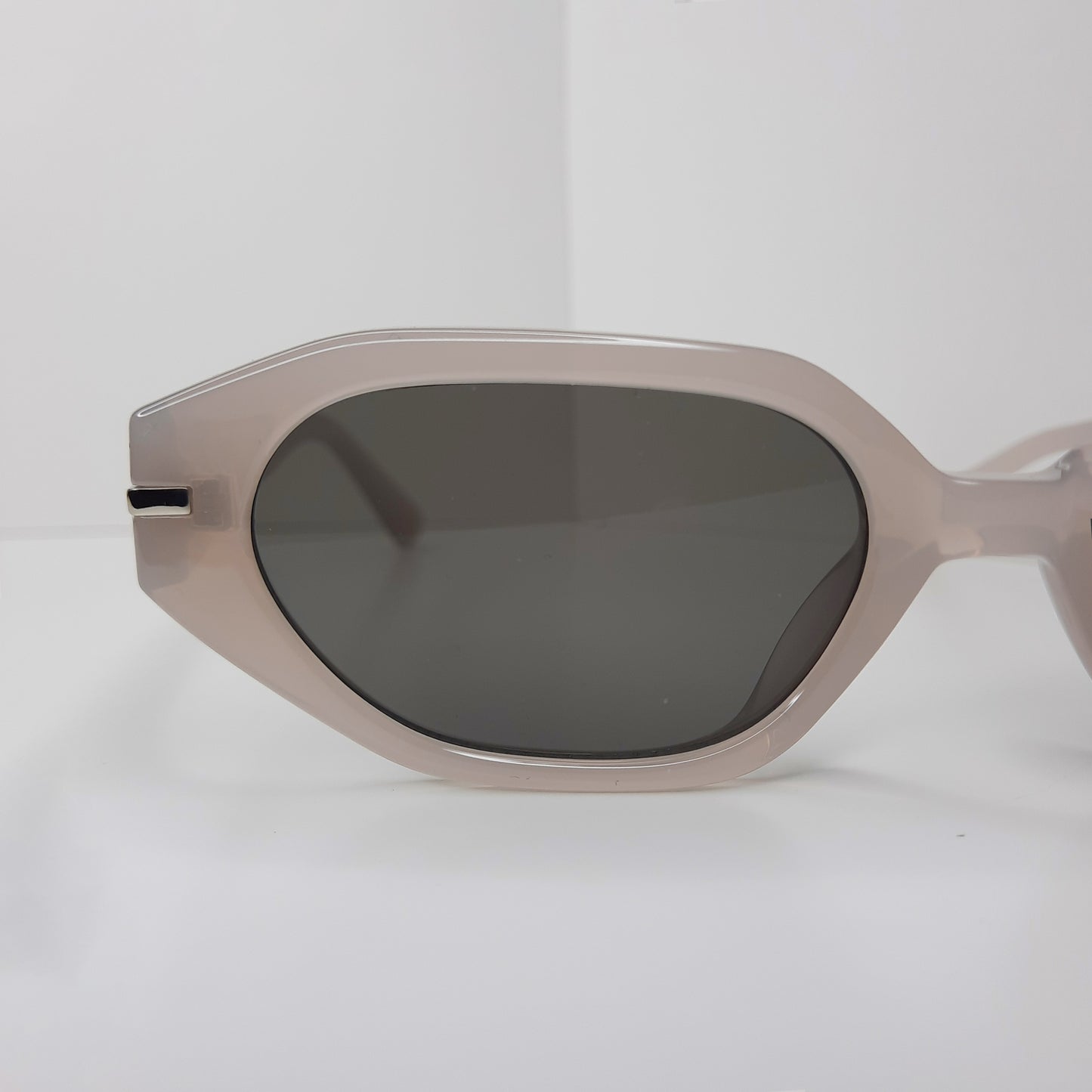 Seraphim Sunglasses (Grey, Black)