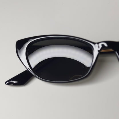 Cat Eye Sunglasses (Brown, Black)