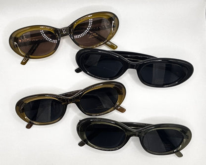 Butterfly Oval Sunglasses (Translucent Frame)