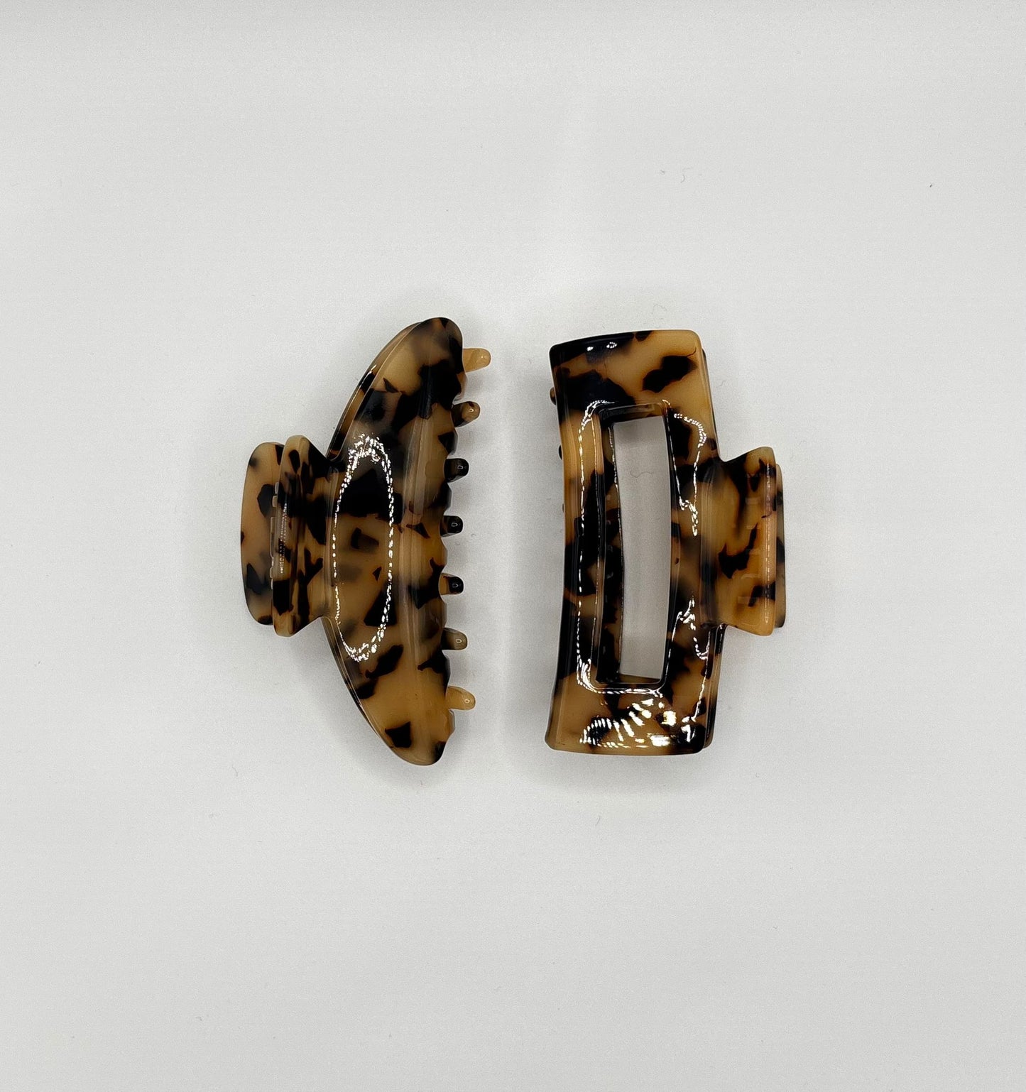 Amber Shell Hair Claw (Leopard Design)