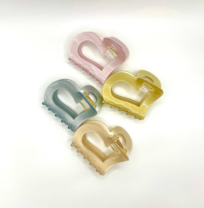 Pastel Lovely Heart Hair Claw (4 Colours)