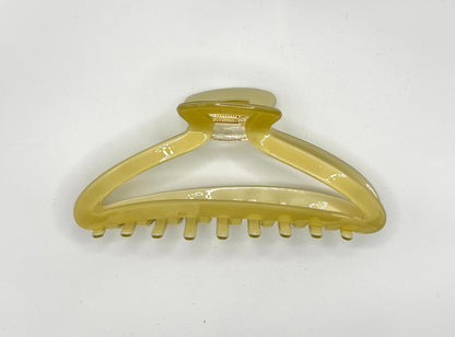 Sea Shell Hair Claw (4 Colours)