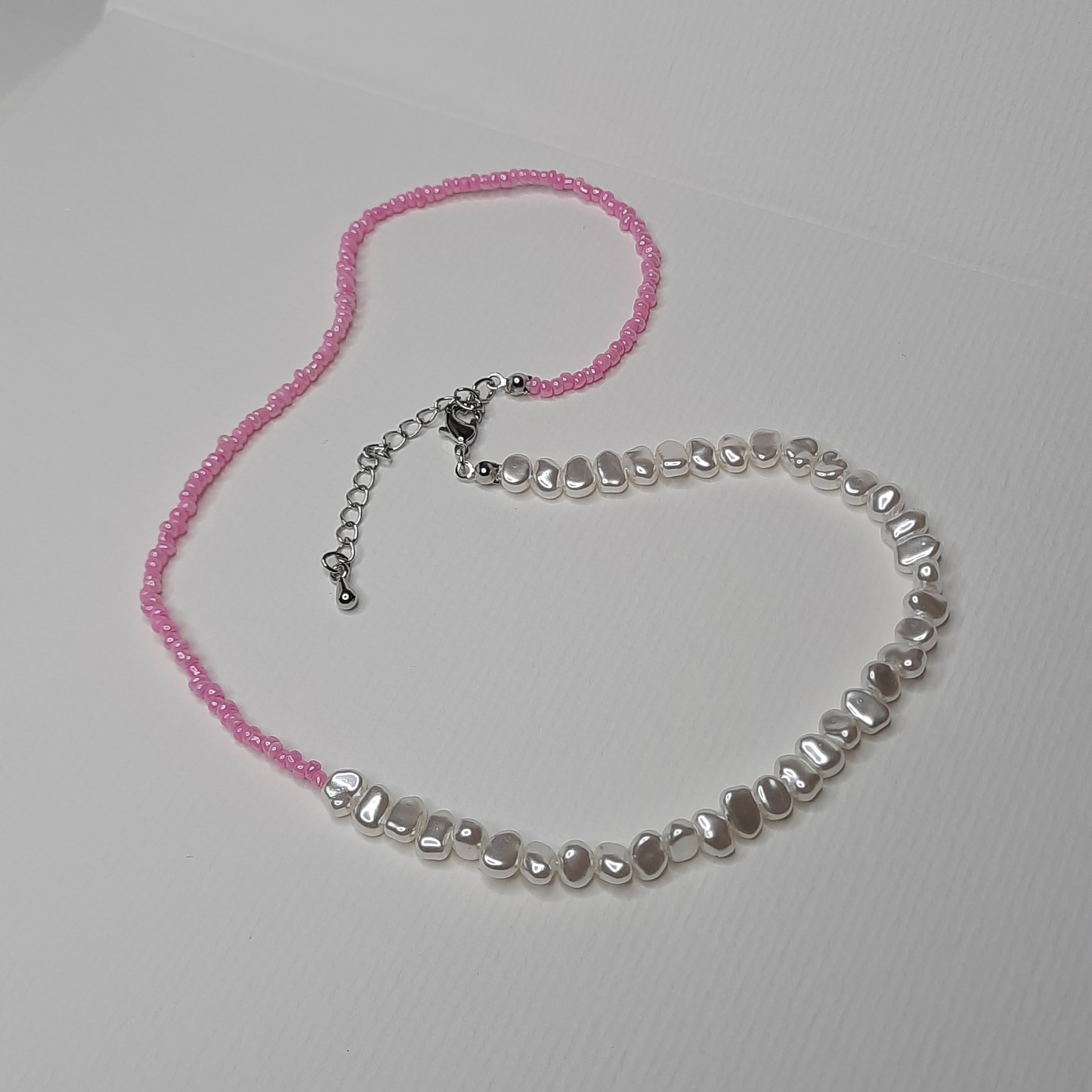 Beads And Pearls Necklace (White, Pink, Green, Blue)