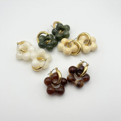 Agar Flower Dangle Hoop Earrings (Cream, White, Brown, Green)