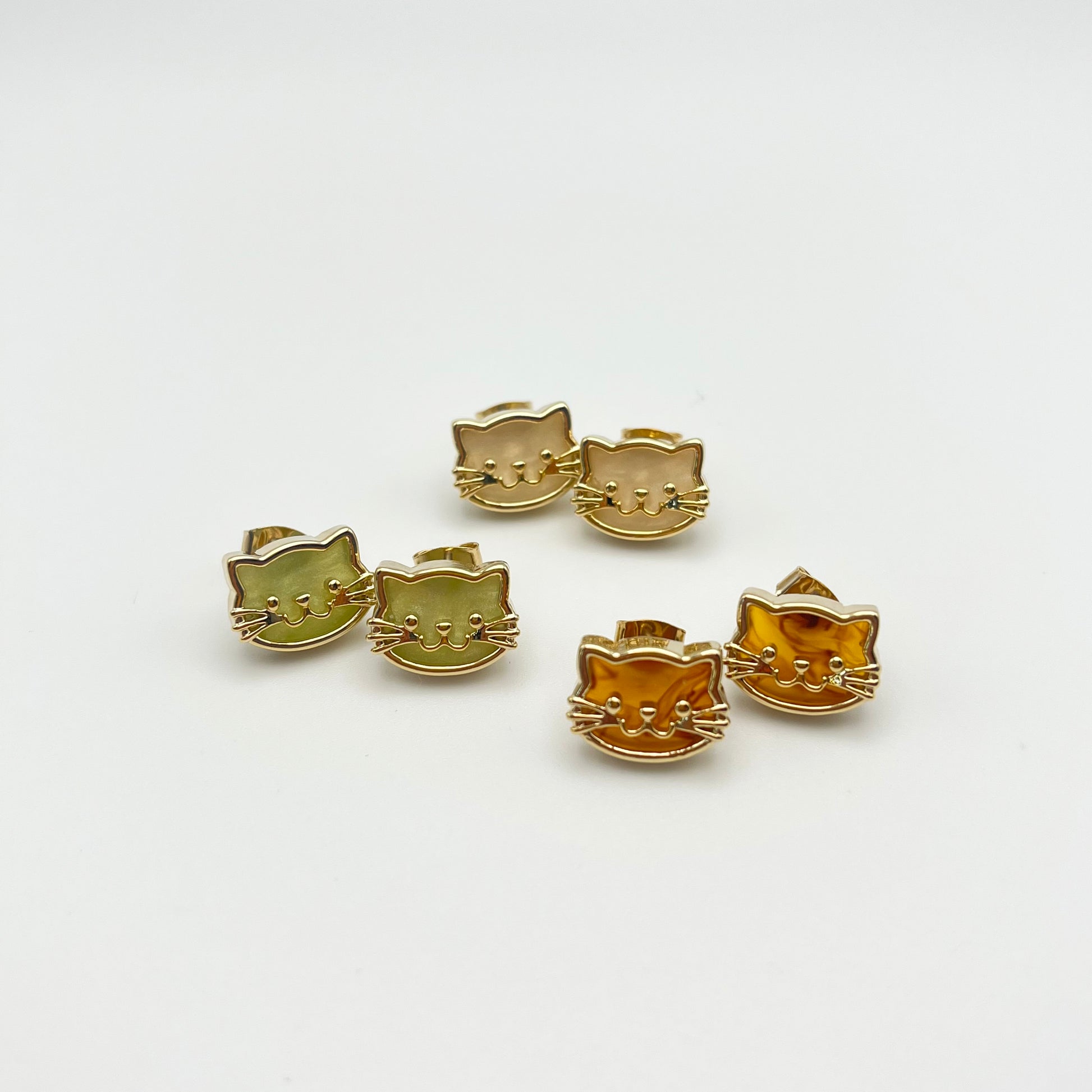 Latte Cat Stud Earrings (Cream, Brown, Green) | Small Stud Earrings | AIGOO UK