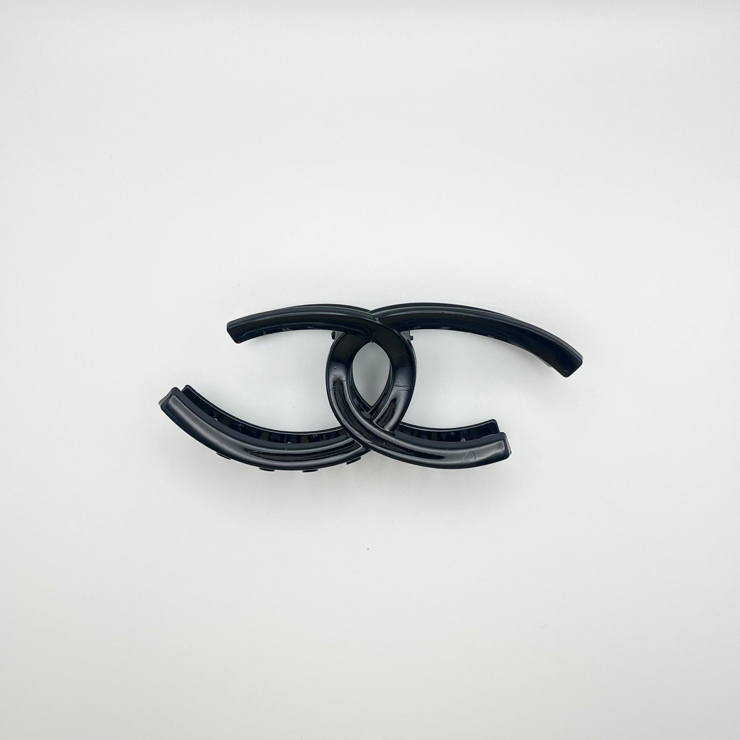Cece Claw Clip (White, Cream, Black, Brown)