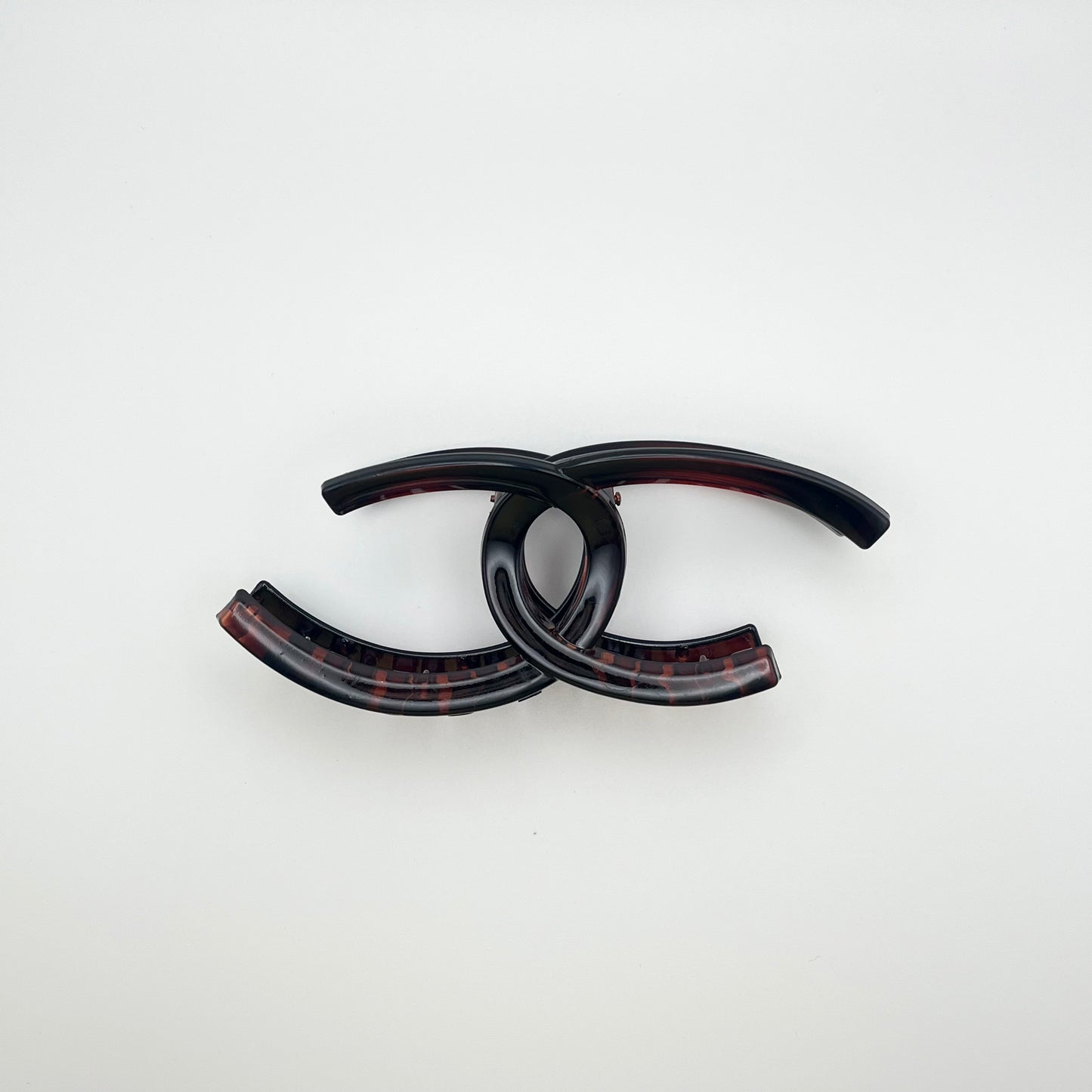 Cece Claw Clip (White, Cream, Black, Brown)