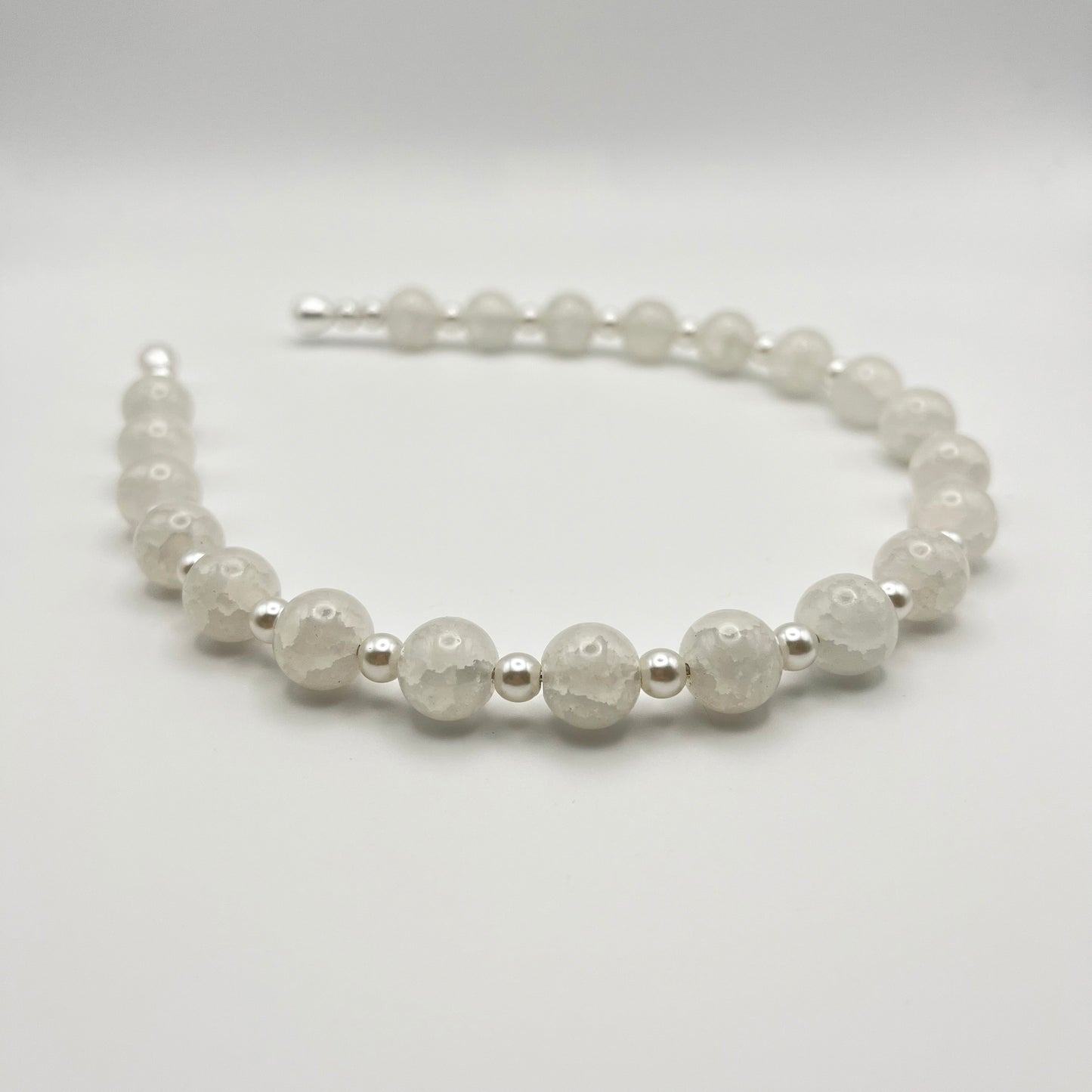 Beaded Belle Hairband (White, Black)