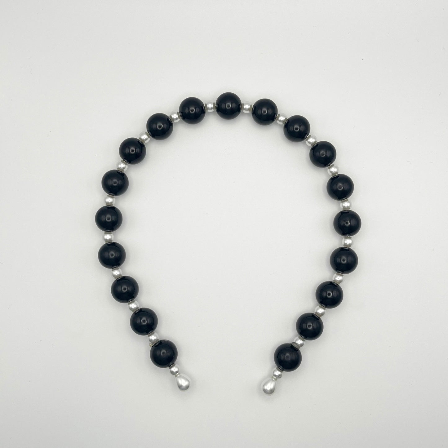 Beaded Belle Hairband (White, Black)