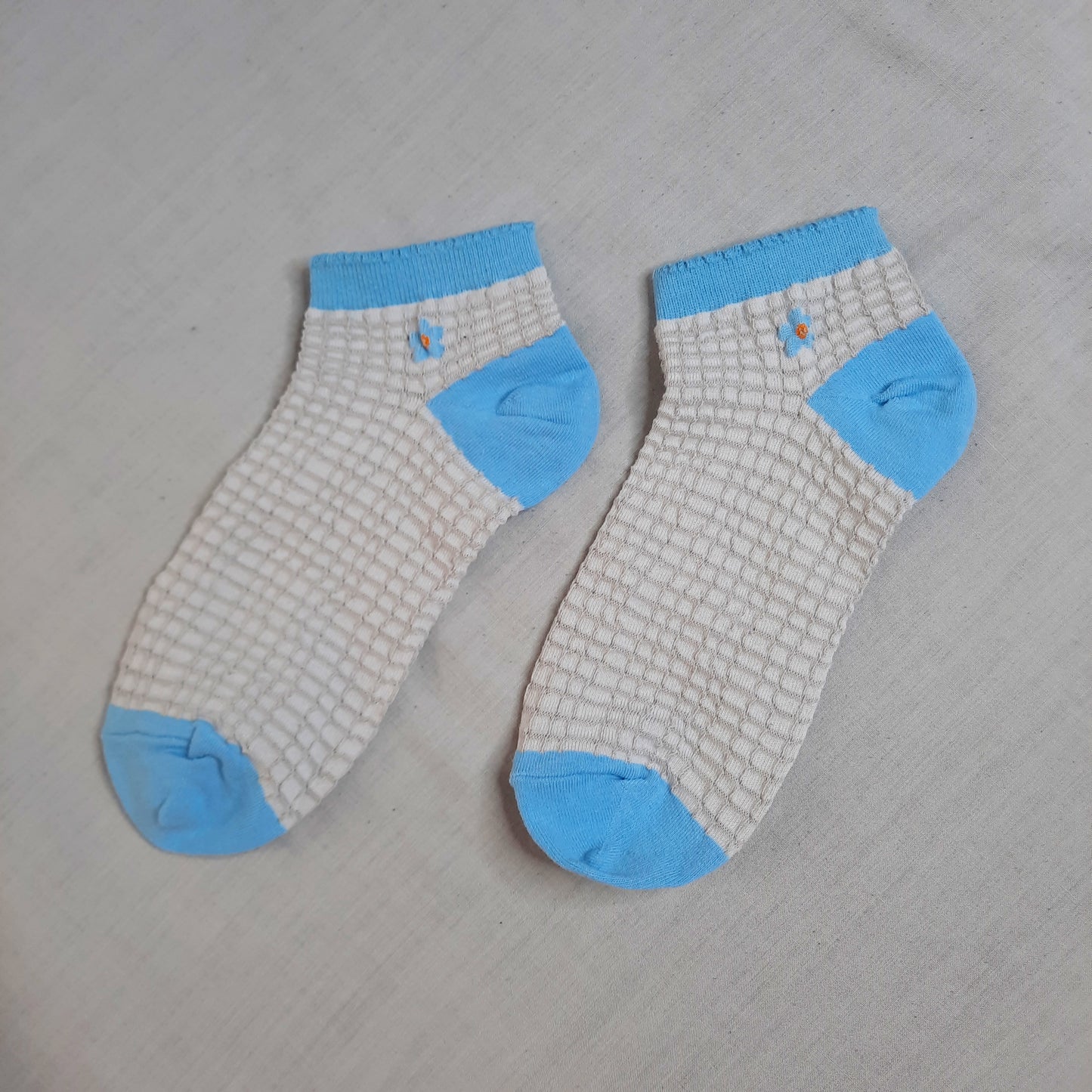 Daisy Waffle Ankle Socks (Pink, Yellow, Blue, Purple)