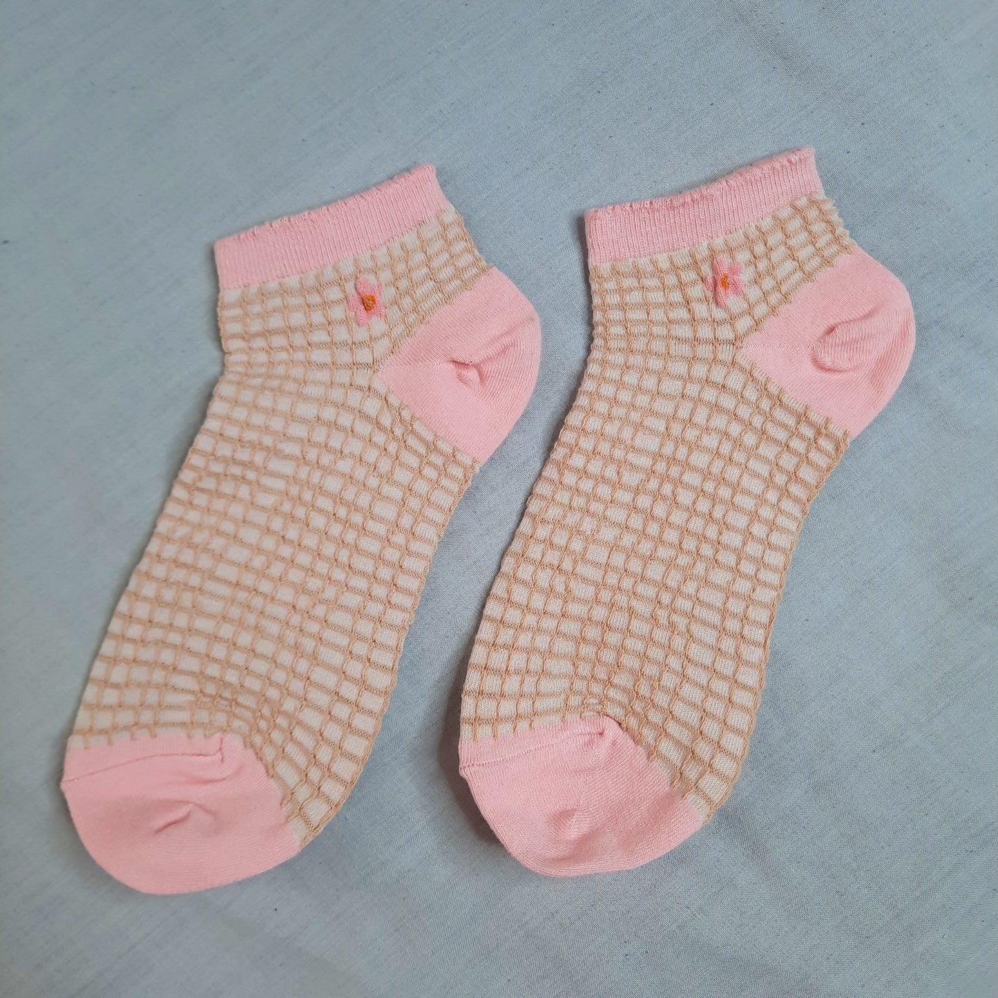 Daisy Waffle Ankle Socks (Pink, Yellow, Blue, Purple)